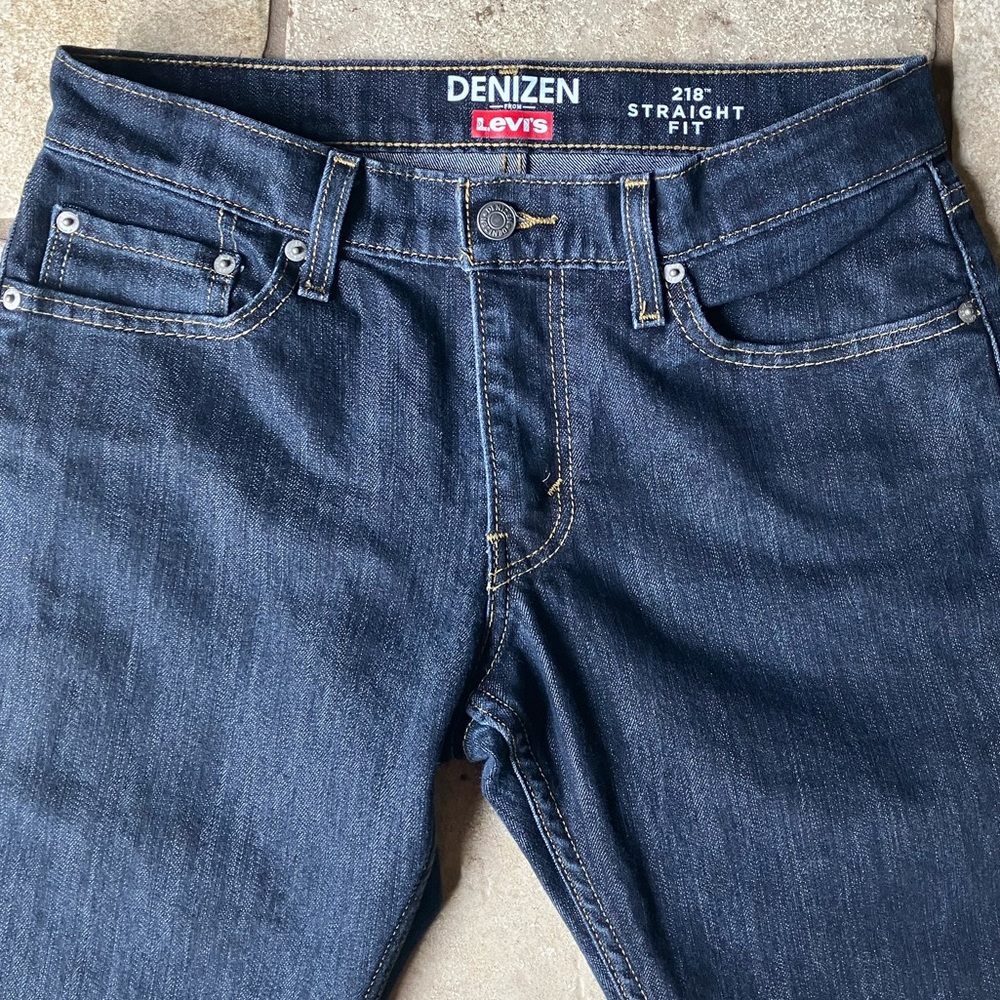 Levi’s Denzien Dark Wash Denim Jeans Men’s straight Fit  30x30